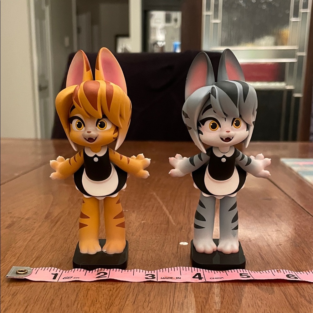 Kongzoo Maid Cat Figurine Series - Orange & Grey